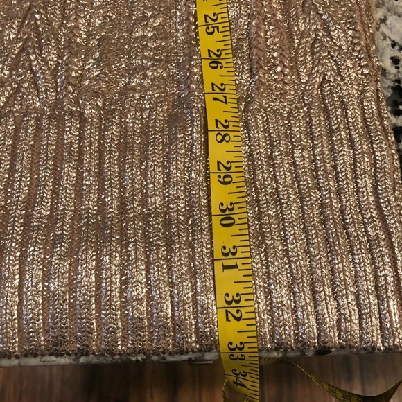Free People Good as Gold Metallic Cable Knit Sweater Sz S - Picture 9 of 9